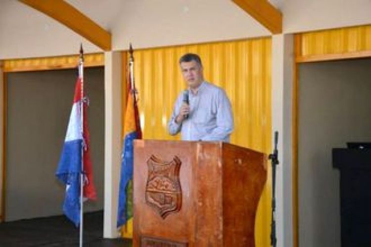 CiudadanÃ­a y polÃ­ticos repudian el atropello del intendente Acevedo a la barrera militar